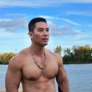 Meet your Posher, Kenny